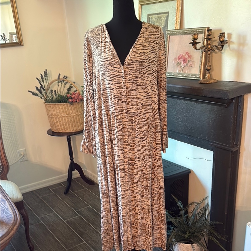 Monsoon Brown Tan Dolman Sleeve V-Neck Gown